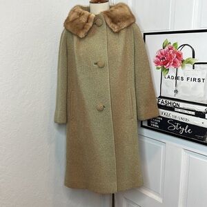 Vintage Stevens Hockanum Fabric Topaz Two Tone Wool Coat with Fur Collar RTM